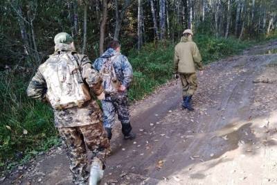 В лесу в Тверской области нашли мать и двух детей