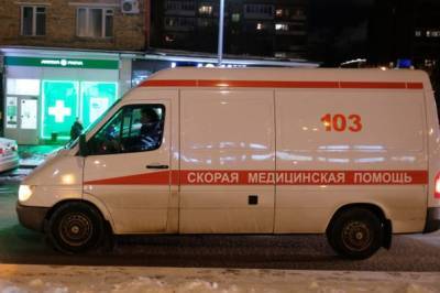 В Смоленской области из кафе госпитализировали мужчину с ранением