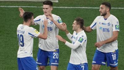 «Динамо» уверенно побеждает «Краснодар» 2:0