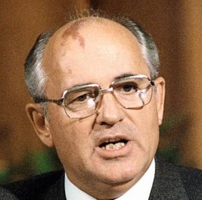В Германии установили памятник Горбачеву в полный рост - Cursorinfo: главные новости Израиля