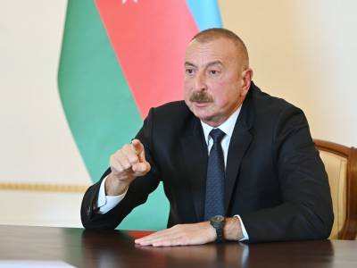 "Почти половина населения – армяне". Алиев предложил Франции дать независимость Марселю