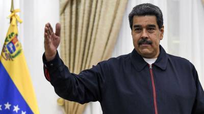 Мадуро заявил, что намерен привиться российской вакциной от COVID-19