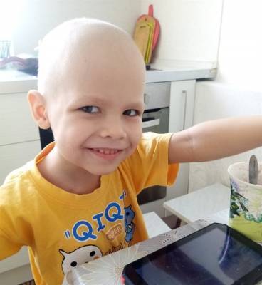 В шаге от исцеления. 4-летнему мальчику из Ульяновска нужно помочь победить рак