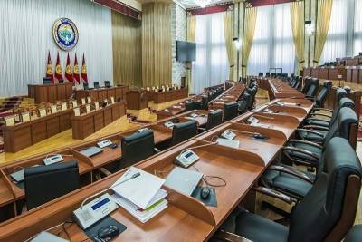 В парламент Крыгызстана гарантировано проходят четыре партии