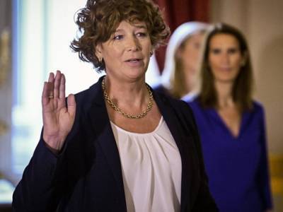 Женщина-трансгендер заняла должность вице-премьера в правительстве Бельгии