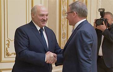 Российский губернатор заразился коронавирусом после встречи с Лукашенко