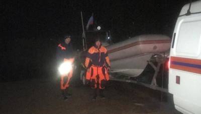 Спасатели эвакуировали детей с севшей на мель яхты в Финском заливе