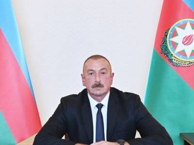 Азербайджан решит проблему Карабаха военным путем – Алиев