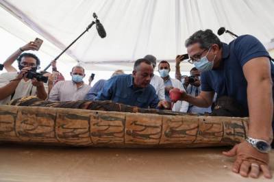 59 саркофагов: ученые в Египте начали вскрывать обнаруженные гробницы с мумиями