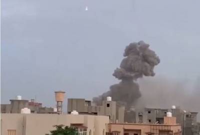 Мощный взрыв в Ливии — в Триполи взоравлся склад боеприпасов