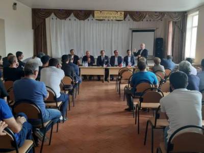 Армянская община Абхазии создала комитет по оказанию помощи Арцаху