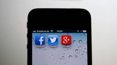 В России госкомпаниям могут запретить сделки с Google, Facebook и Twitter