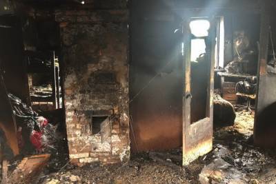 За сутки смоленские пожарные дважды тушили жилые дома