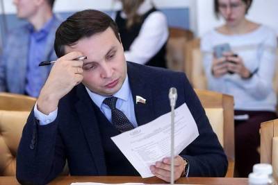 Депутат Волков уличил минздрав Забайкалья в сокращении персонала на фоне нехватки медиков