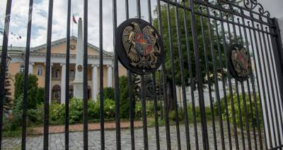Не организовывать и не участвовать: посольство Армении обратилось к армянам России