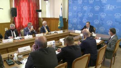 Совместное заявление по ситуации вокруг Нагорного Карабаха готовят главы внешнеполитических ведомств России, Франции и США