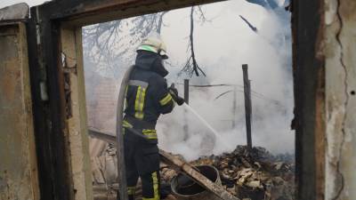 От пожаров на Луганщине пострадали 32 населенных пункта: оперативная информация
