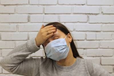Как предотвратить головную боль в холодную погоду, рассказали врачи