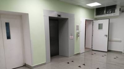 В детской больнице Уфы упал лифт