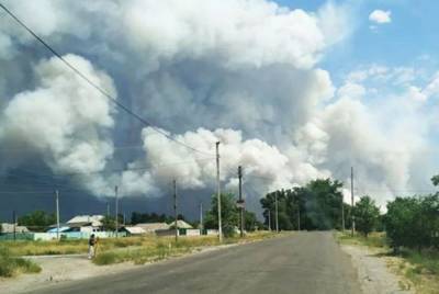 Пожар на оккупированной ВСУ части ЛНР угрожает взрывами нескольким селениям