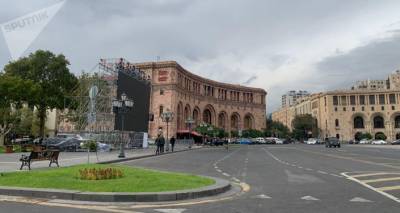 Сводки из Карабаха будут транслироваться на экране на главной площади Еревана