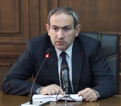 Пашинян призвал демобилизовавшихся солдат вернуться в армию Армении