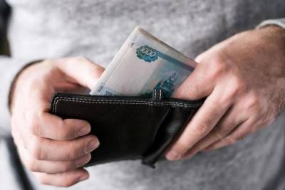 Жителя Тверской области осудили за кражу денег