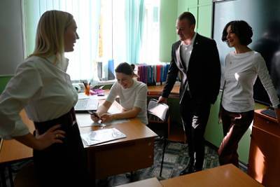 Путин пообещал не отменять конкурсы «Учитель года» и «Учитель будущего»