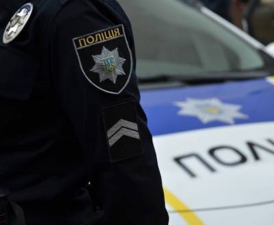 Похитили таксиста и требовали деньги: в Одессе задержали вооруженных мужчин за кражу авто вместе с водителем