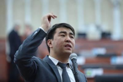 Озвучены подробности ранения бывшего пресс-секретаря президента Киргизии