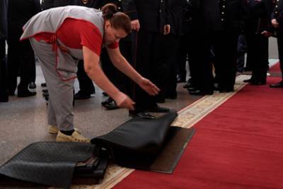 Российские чиновники захотели накупить элитных ковров