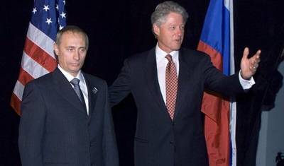 «Мы чувствовали себя бессильными»: что говорил Путин Клинтону о гибели "Курска"