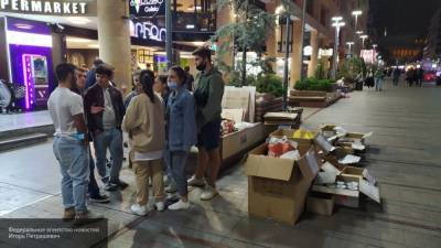 Жители Армении собирают гуманитарную помощь для пострадавших жителей НКР