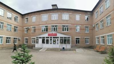 Жителей Соль-Илецка призывают отказаться от посещения поликлиники