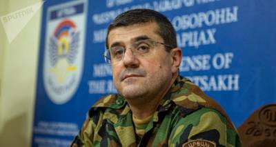 За день по Степанакерту было выпущено более 100 ракет "Смерч" - президент Карабаха
