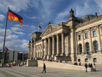 Вольфганг Шойбле - В Бундестаге ввели обязательный масочный режим - gordonua.com - Германия - Парламент