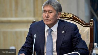 Экс-президент Киргизии покинул СИЗО по требованию протестующих