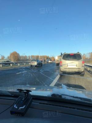 На трассе Кемерово — Новокузнецк произошло серьёзное ДТП с грузовиком