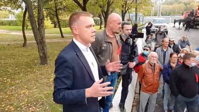 В Москве собрался народный сход против сноса парка в Кунцево, где выступил депутат Мосгордумы Ступин