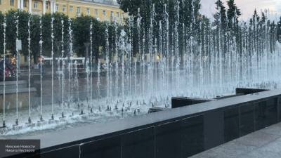 Водоканал сообщил о продлении сезона фонтанов в Петербурге