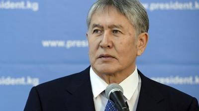 Протестующие освободили экс-президента Кыргызстана из СИЗО