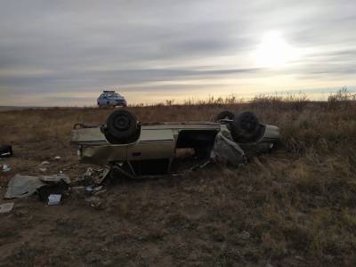 В Челябинской области водитель погиб в перевернувшейся машине