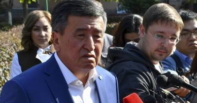 Президент Киргизии заявил о попытке захвата власти и предложил отменить итоги выборов