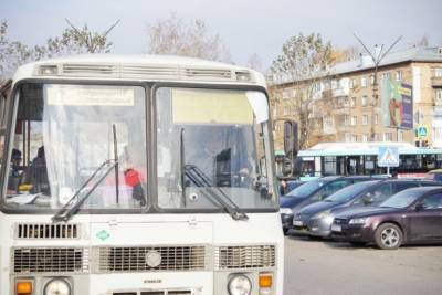 В Сыктывкаре водители автобусов нарушают масочный режим