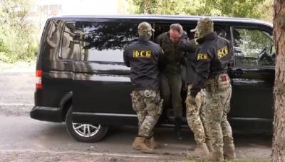 Появилось оперативное видео задержания подозреваемого в международном шпионаже в Смоленске