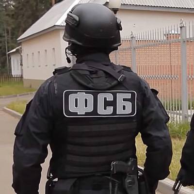 В Смоленске и Пскове за передачу секретных сведений Эстонии задержаны российский военнослужащий и его брат
