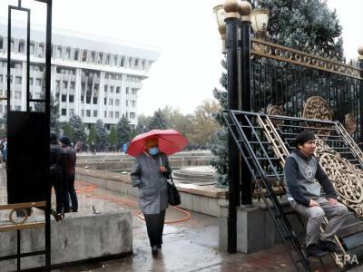 ЦИК Кыргыстана признал недействительными результаты выборов из-за которых начали протесты