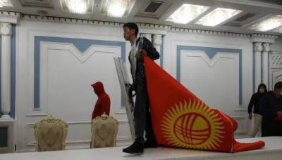 В Кыргызстане – переворот: пострадало более 600 людей