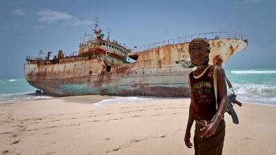 Захваченные пиратами в Гвинейском заливе трое россиян освобождены