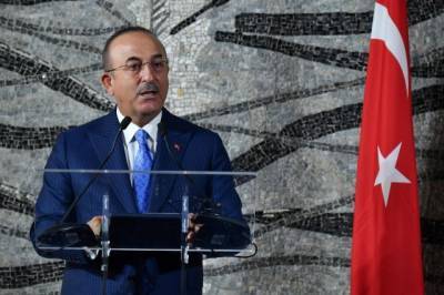 Глава МИД Турции прибыл с визитом в Баку